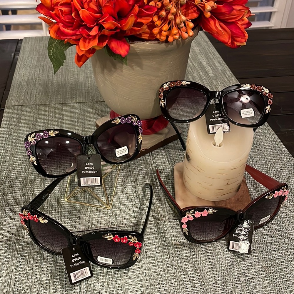 - #202 NWT Rose Covered Glasses - Picture 3 of 16